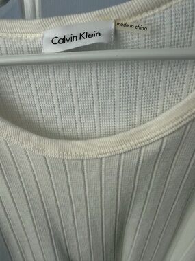 Calvin Klein mens Sweater new